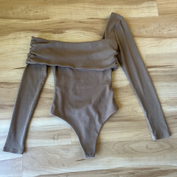 Lovers and Friends bodysuit - Picture 5 of 5